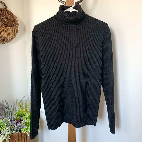 L.L. Bean Sweaters - LL Bean 100% Merino Wool Ribbed Knit Turtleneck Sweater in black